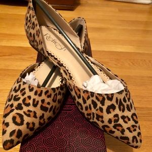 NIB Sueded leopard print flats